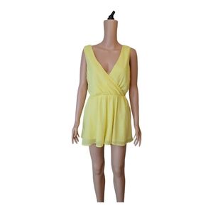Charlotte Russe Dress Sleeveless Shorts Jumpsuit Sz S Polyester Used Yellow used